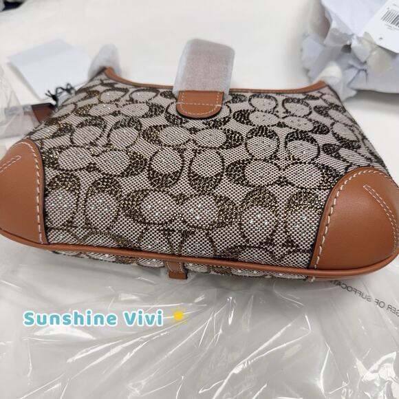 NWT Coach Hamptons Hobo Bag In Crystal Signature Jacquard CW654 Burnished Amber - Picture 9 of 9